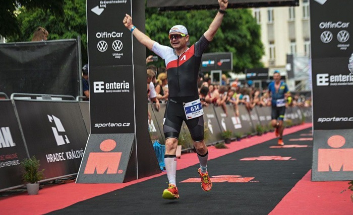 Recenze: triatlonová kombinéza REVOLT RED